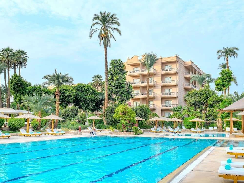 PAVILLON WINTER LUXOR