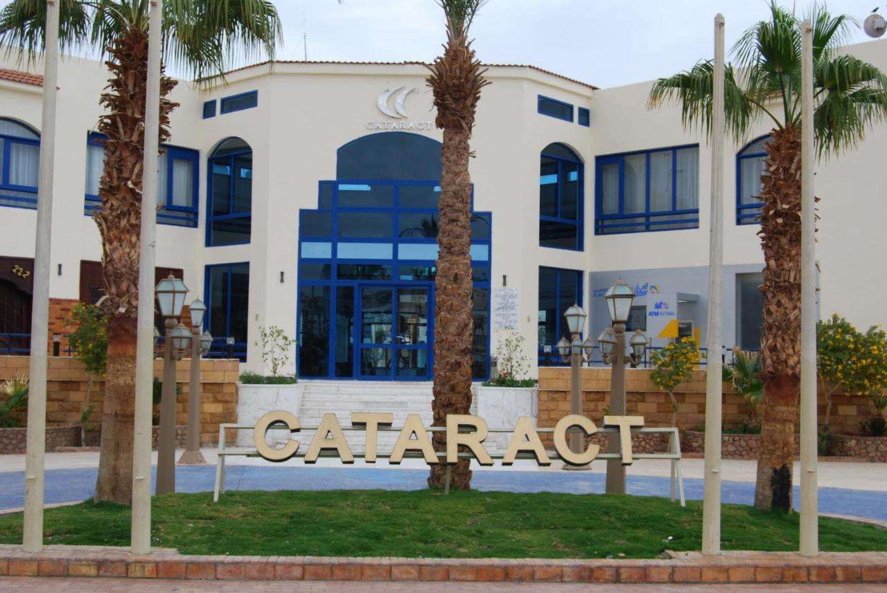 CATARACT RESORT NAAMA BAY