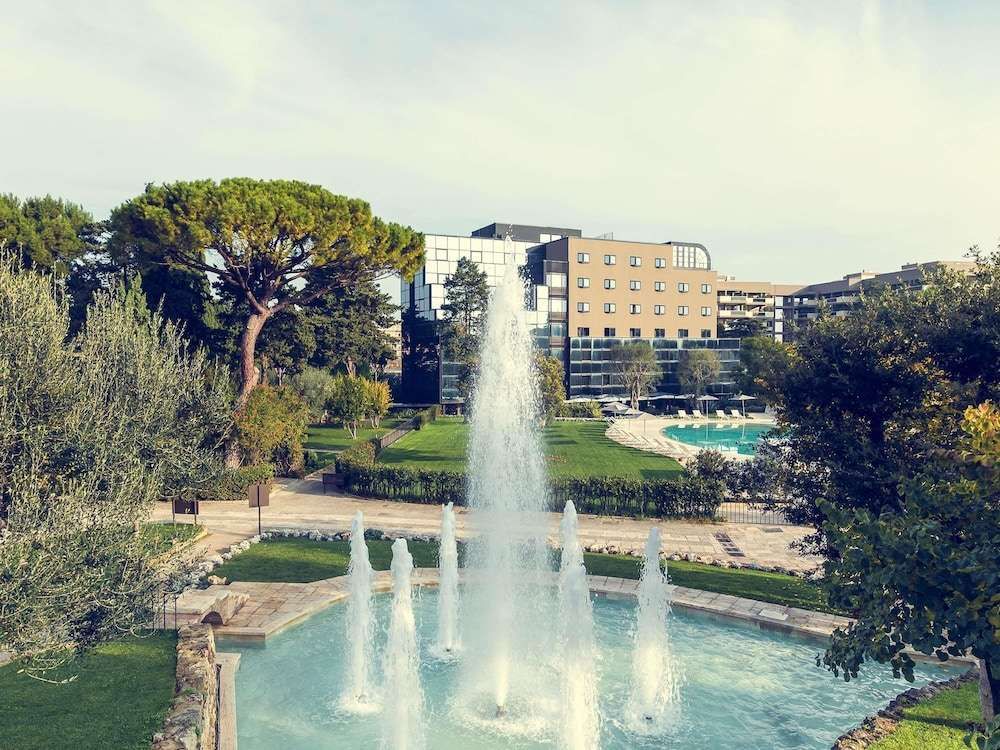 MERCURE VILLA ROMANAZZI CARDUCCI