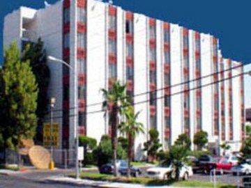 GOLDEN PALM HOTEL CASINO