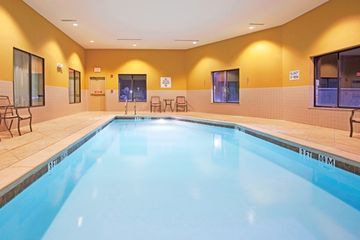 HOLIDAY INN EXPRESS HOTEL & SUITES AMARILLO SOUTH