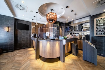THE ALFRED HOTEL