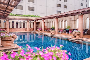 CROWNE PLAZA BANGKOK LUMPINI PARK