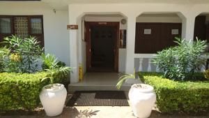 CHUKWANI EXECUTIVE INN