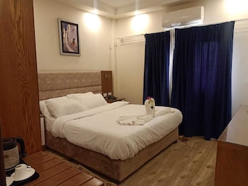 JEWEL AL NASR HOTEL AND APARTMENTS