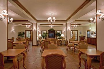 HOLIDAY INN EXPRESS AND SUITES