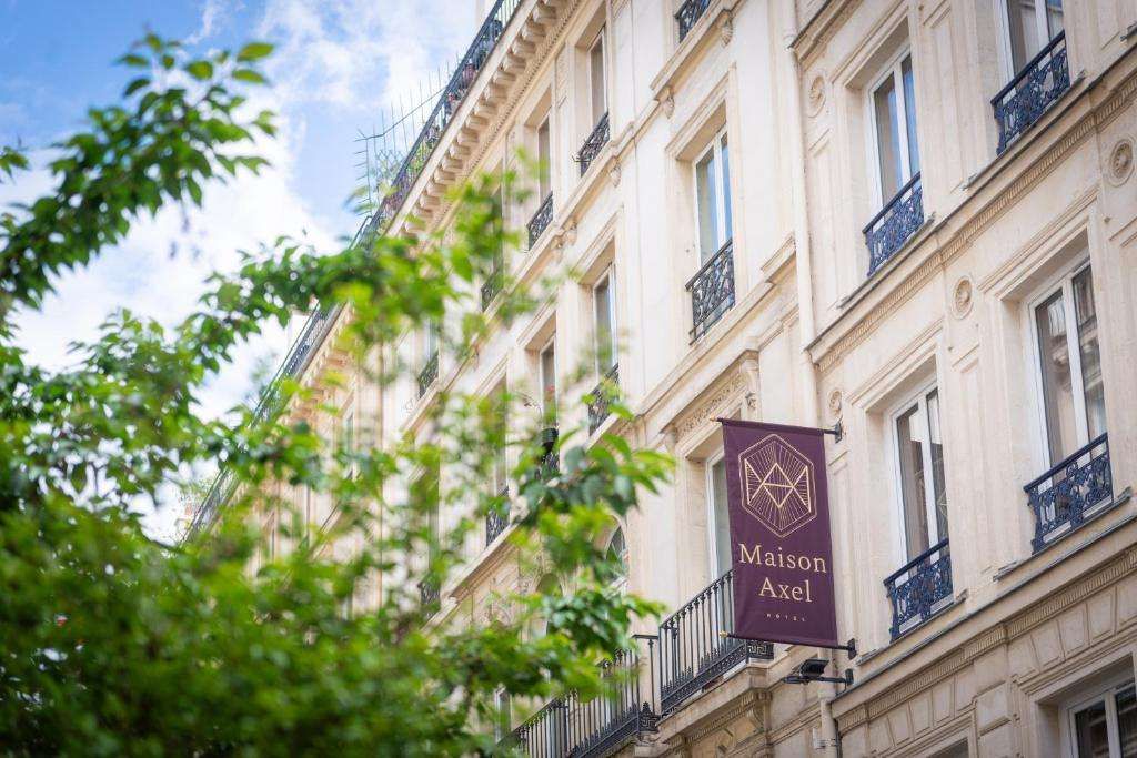 MAISON AXEL OPERA