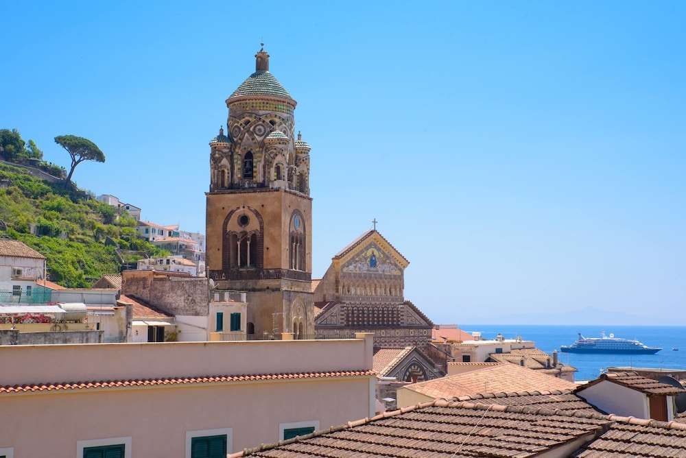 D'AMALFI HOSPITALITY
