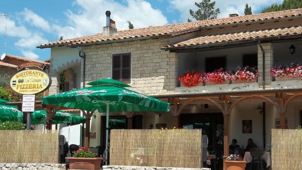 AFFITTACAMERE VILLA BAGNO SANTO