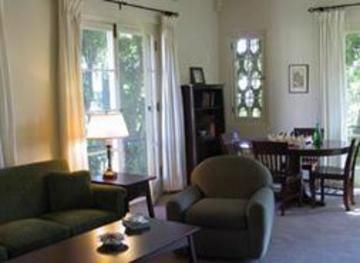 EMBASSY HOTEL APARTMENTS