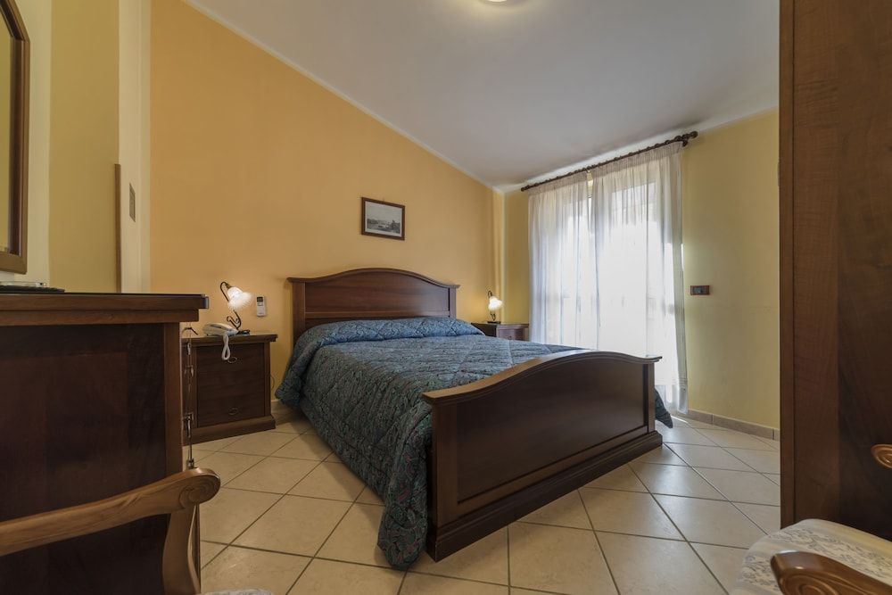 HOTEL RISTORANTE IL COLLEVERDE