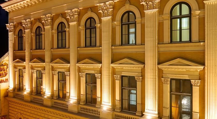 MILLENNIUM COURT, BUDAPEST - MARRIOTT EXECUTIVE APARTMENTS