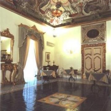 HOTEL FLORIDIANA