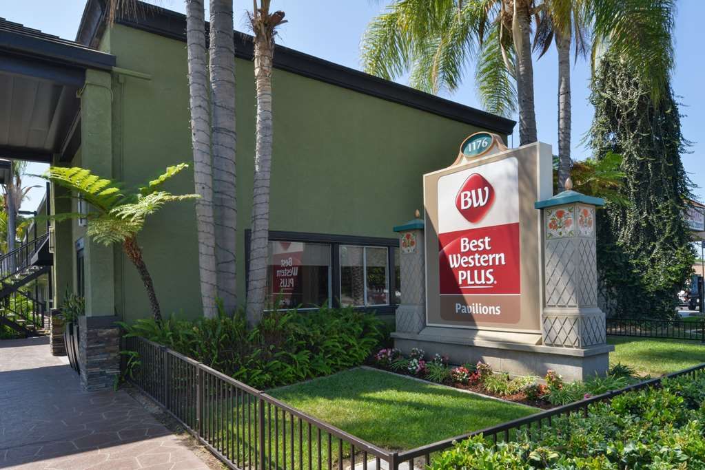 BEST WESTERN PLUS PAVILIONS