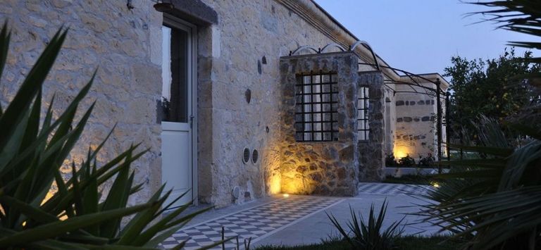MAISON TRESNURAGHES