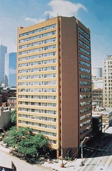 BOND PLACE HOTEL EATON CENTRE