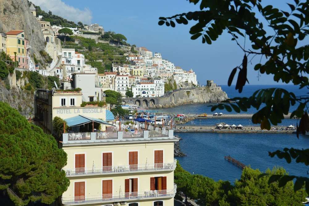 HOTEL LA BUSSOLA