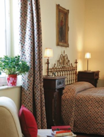 LUNA CAPRESE ROOM & BREAKFAST