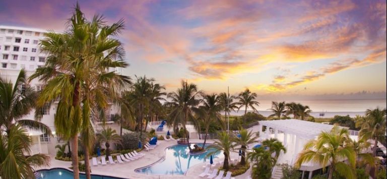 THE SAVOY HOTEL & BEACH CLUB