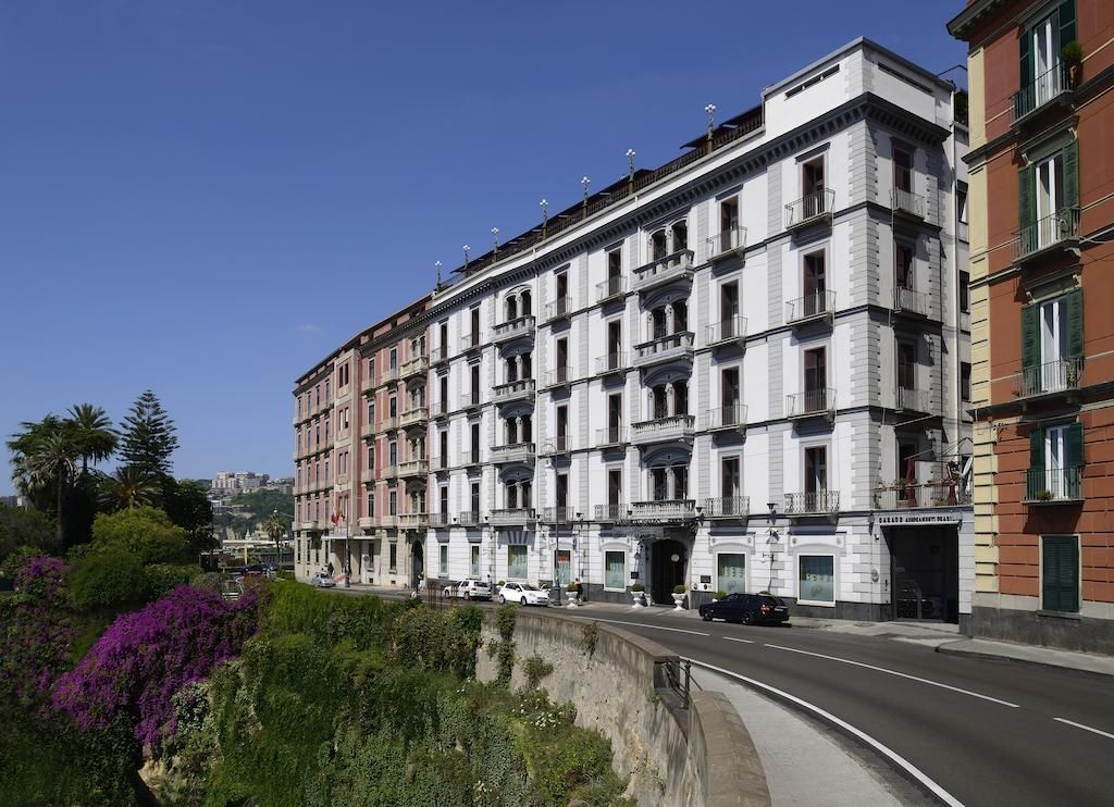 GRAND HOTEL PARKER'S