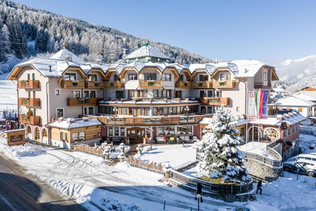Tevini Dolomites Charming