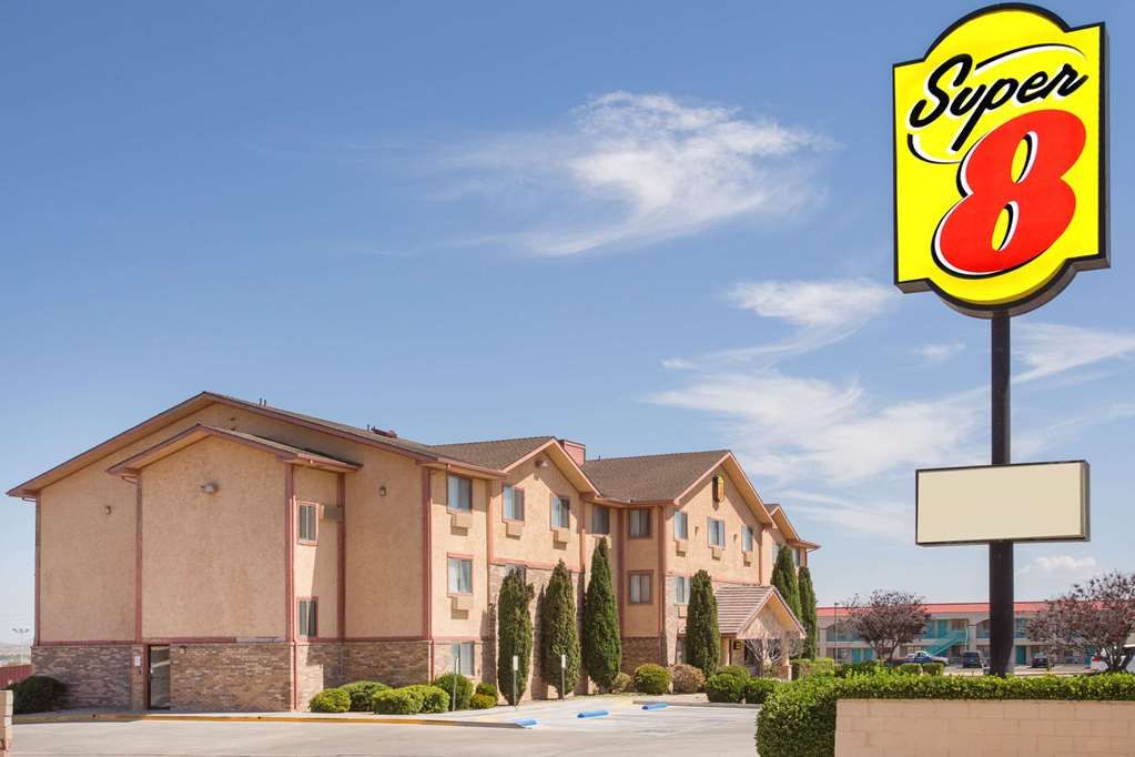 SUPER 8 BY WYNDHAM KINGMAN