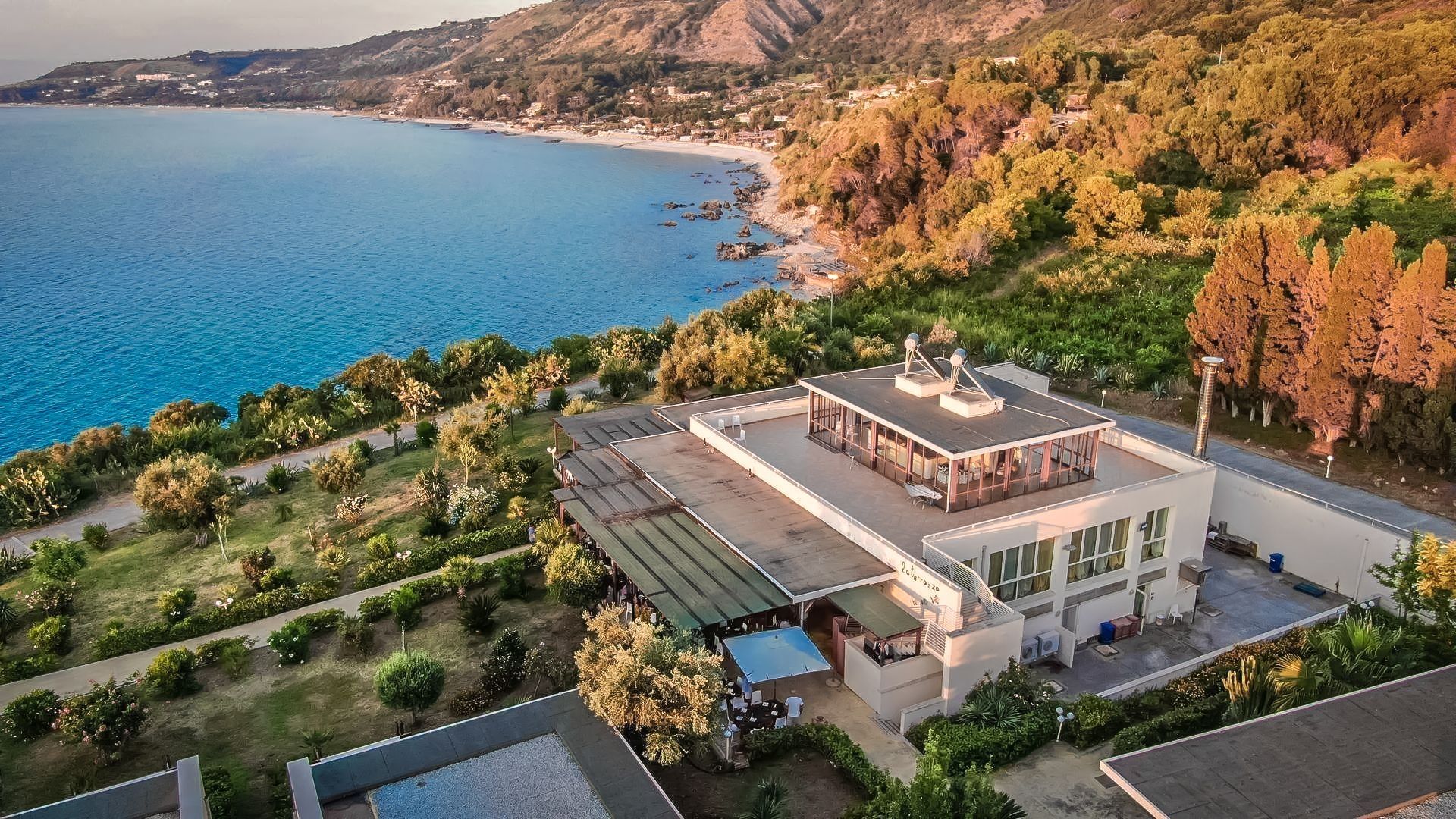 VILLAGGIO LE ROSETTE RESORT 4