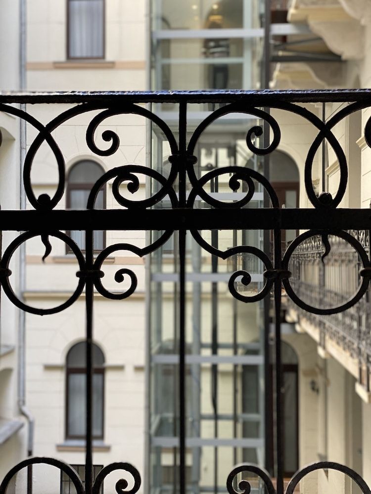 GRACIA APARTMENT HOUSE