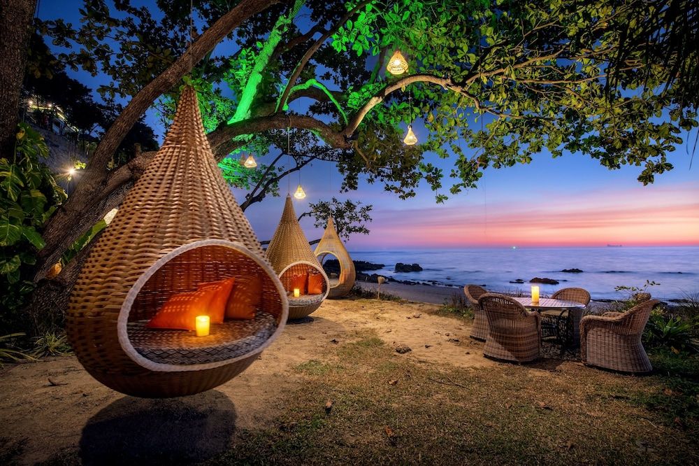 NIRVANA  BEACH RESORT