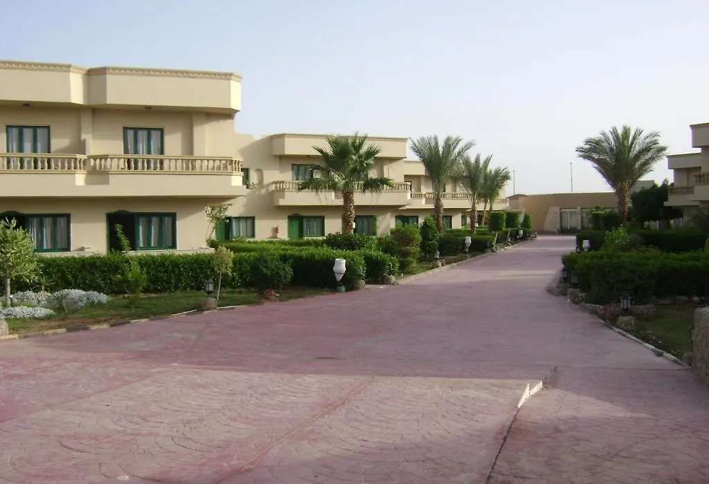 NEFERTITI SUN FLOWER HOTEL