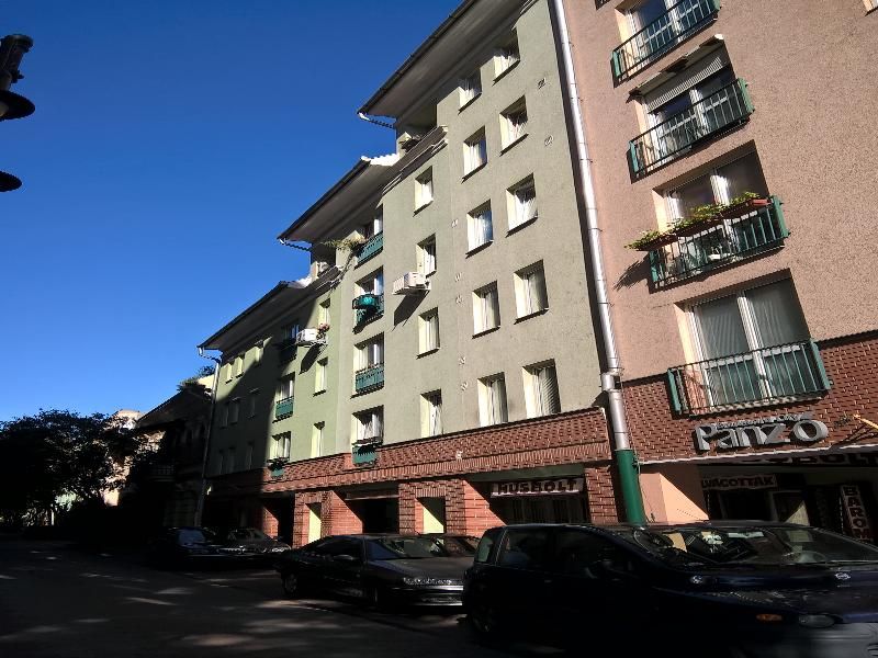 BOULEVARD CITY GUESTHOUSE
