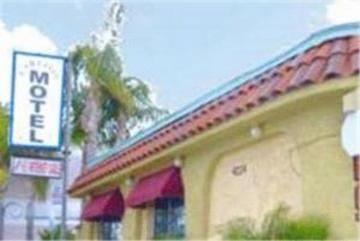 UPTOWN INN