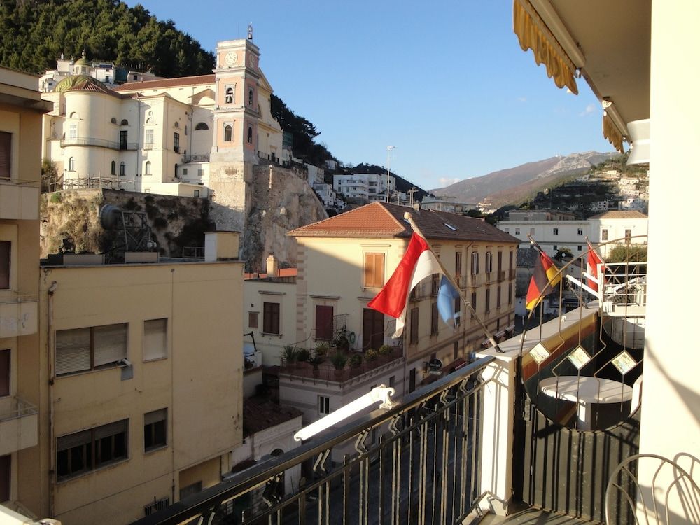 MEUBLè CASA MANNINI