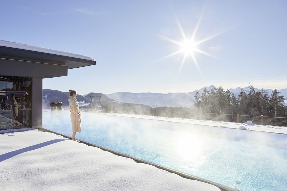 HOTEL CHALET MIRABELL