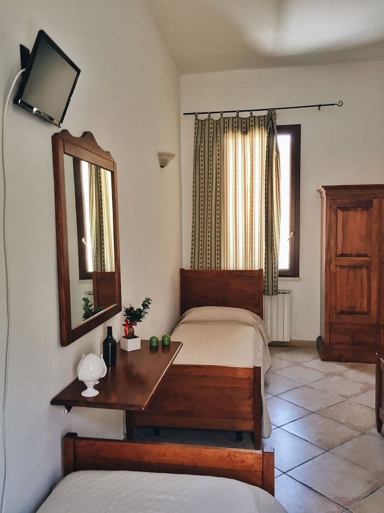 LA LOCANDA AL CASTELLO