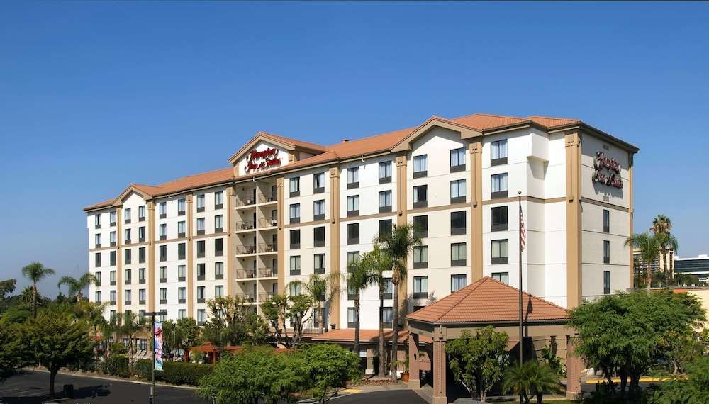 HAMPTON INN & SUITES ANAHEIM - GARDEN GROVE