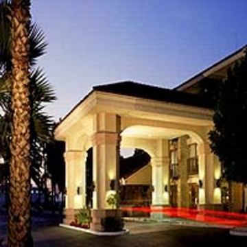 THE HOTEL FULLERTON