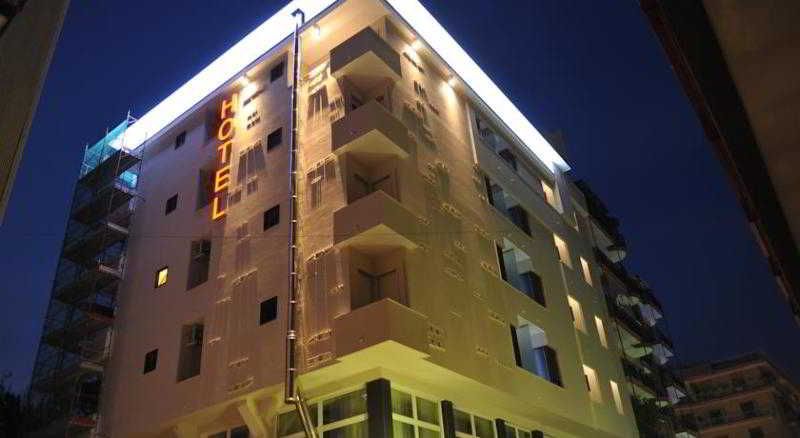 HOTEL PALACE