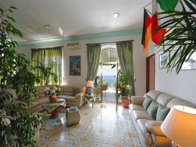 VILLA BELLAVISTA