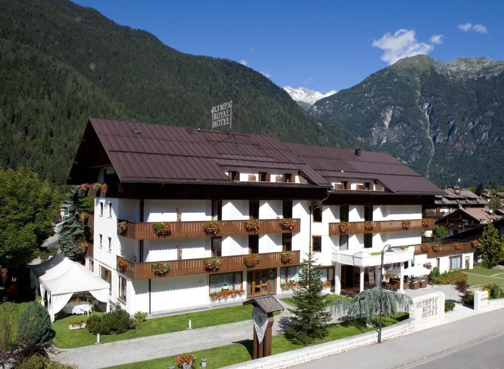 ROYAL OLYMPIC HOTEL